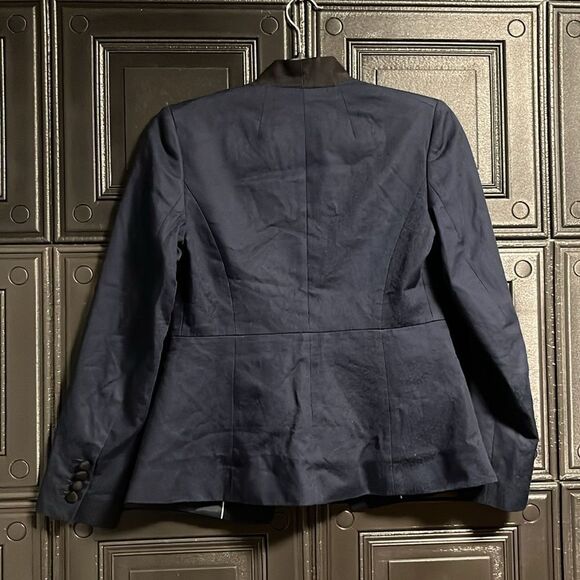 Banana Republic Tuxedo blazer - Picture 3 of 3